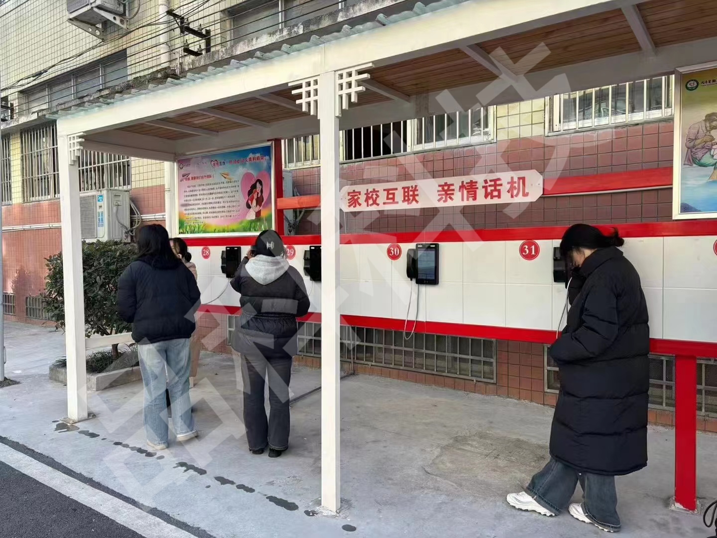 品科校園親情話機(jī) 品科校園親情話機(jī)